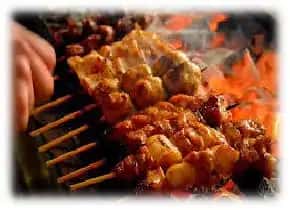 備長炭で焼き上げる、本格やきとり